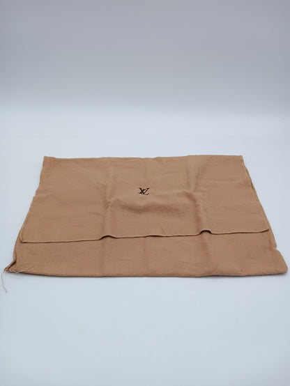 LOUIS VUITTON Reverse Monogram Pochette Metis MM