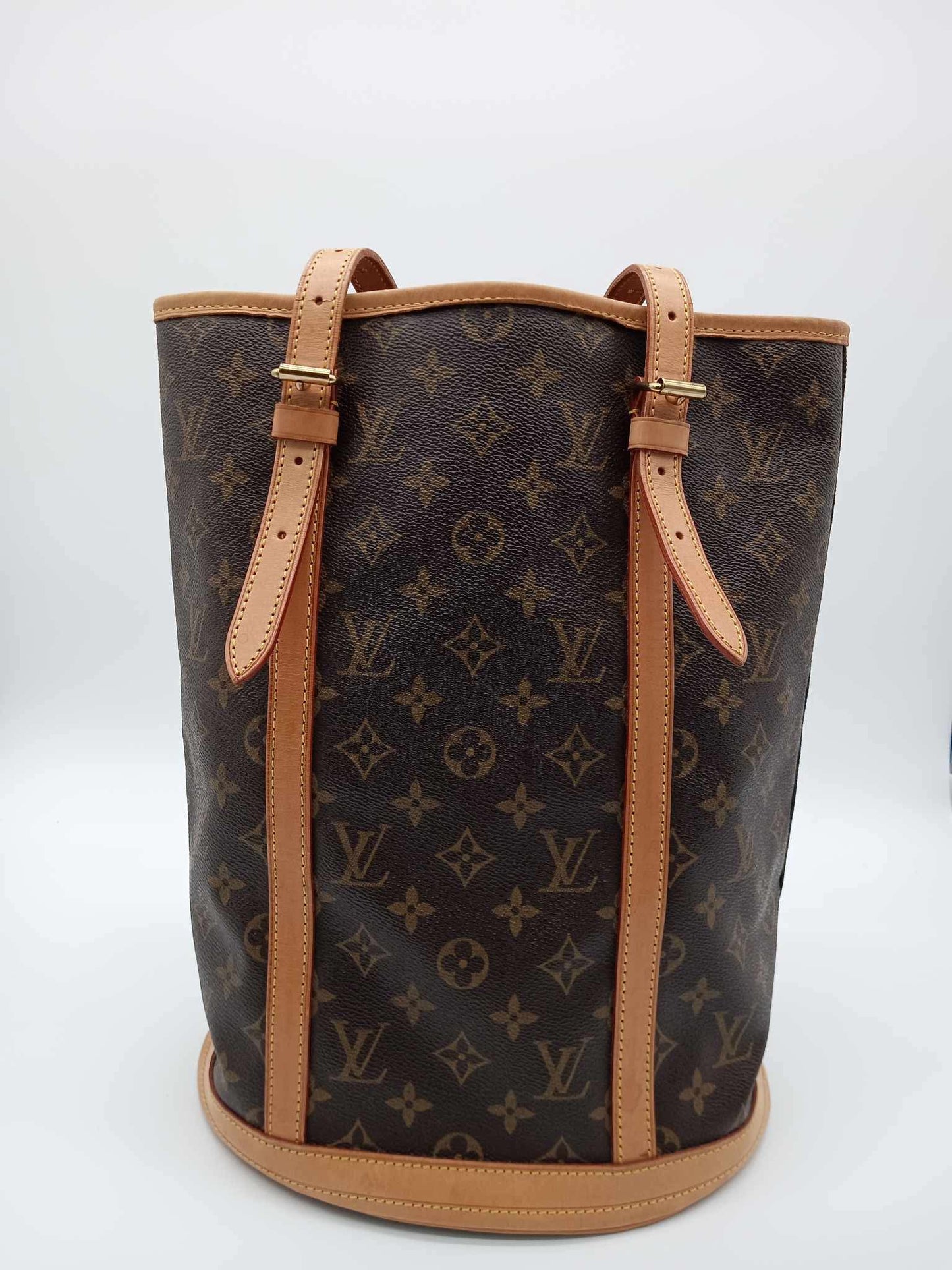 LOUIS VUITTON Monogram Bucket