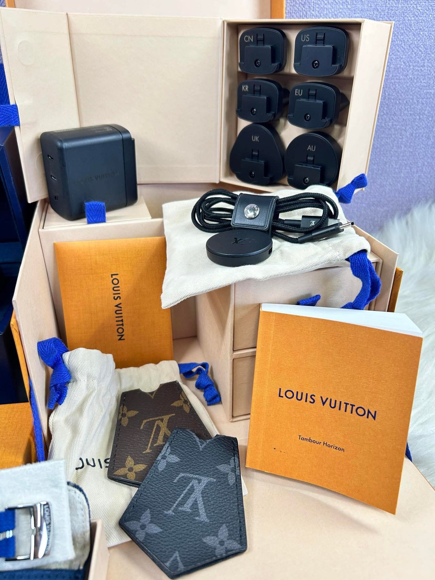 LOUIS VUITTON Tambour Horizon Watch