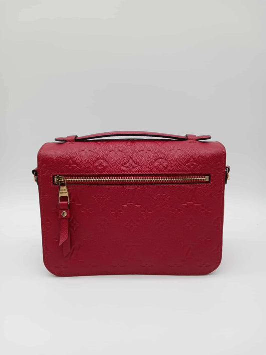 LOUIS VUITTON Pochette Metis MM