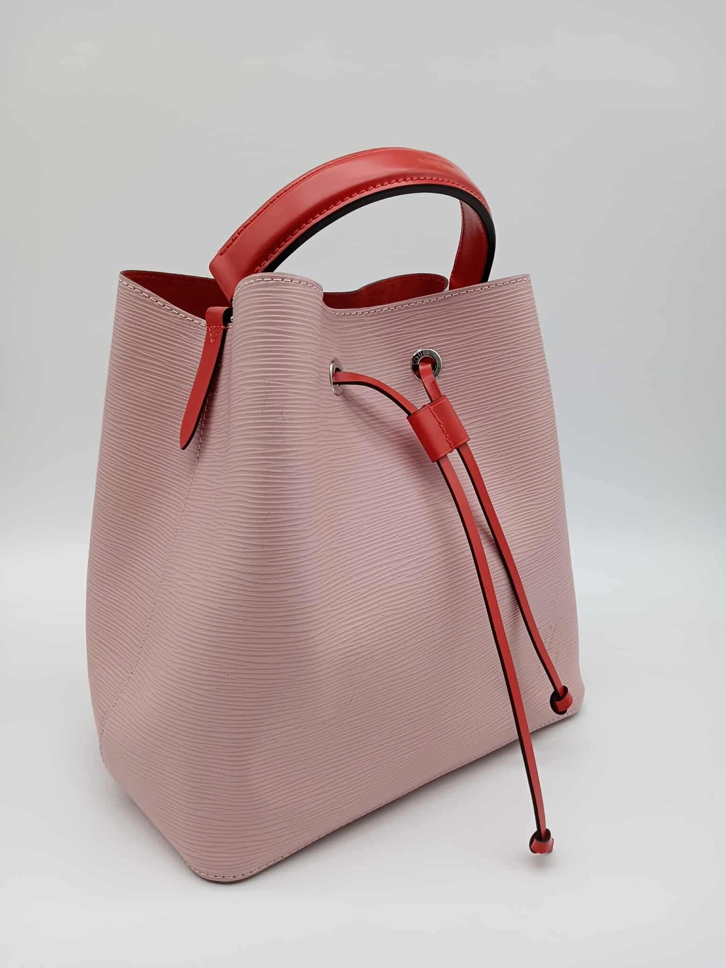 LOUIS VUITTON Epi Neo Noe BB