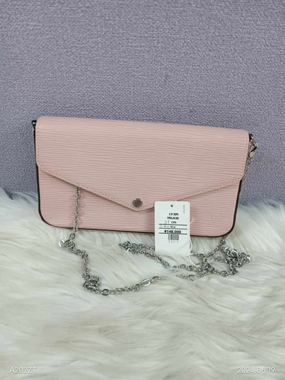 LOUIS VUITTON Epi Felicie