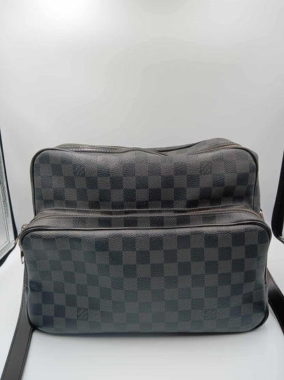LOUIS VUITTON Damier Graphite Sac Leoh Messenger Bag