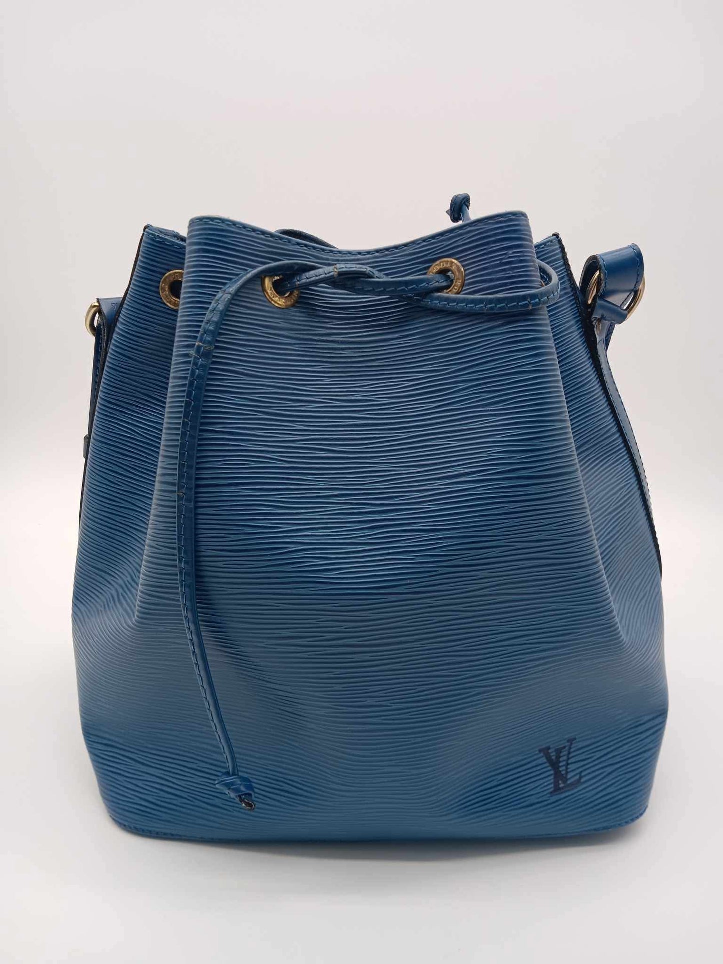 LOUIS VUITTON Epi Petit Noe