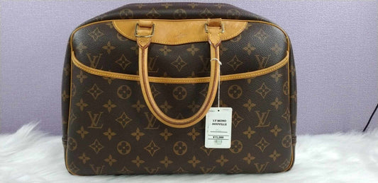 LOUIS VUITTON Monogram Deauville