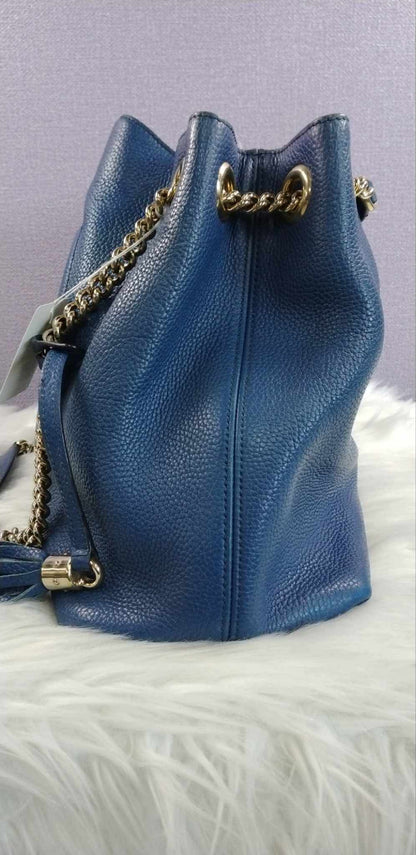GUCCI Interlocking Leather Chain Bag