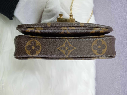 LOUIS VUITTON Monogram Micro Metis