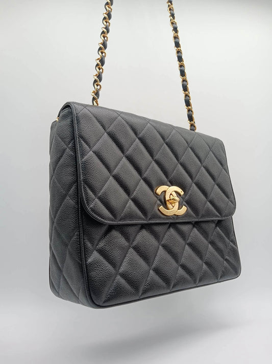 CHANEL Caviar Vintage Square Flap