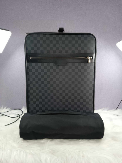 LOUIS VUITTON Damier Graphite Pegase 55