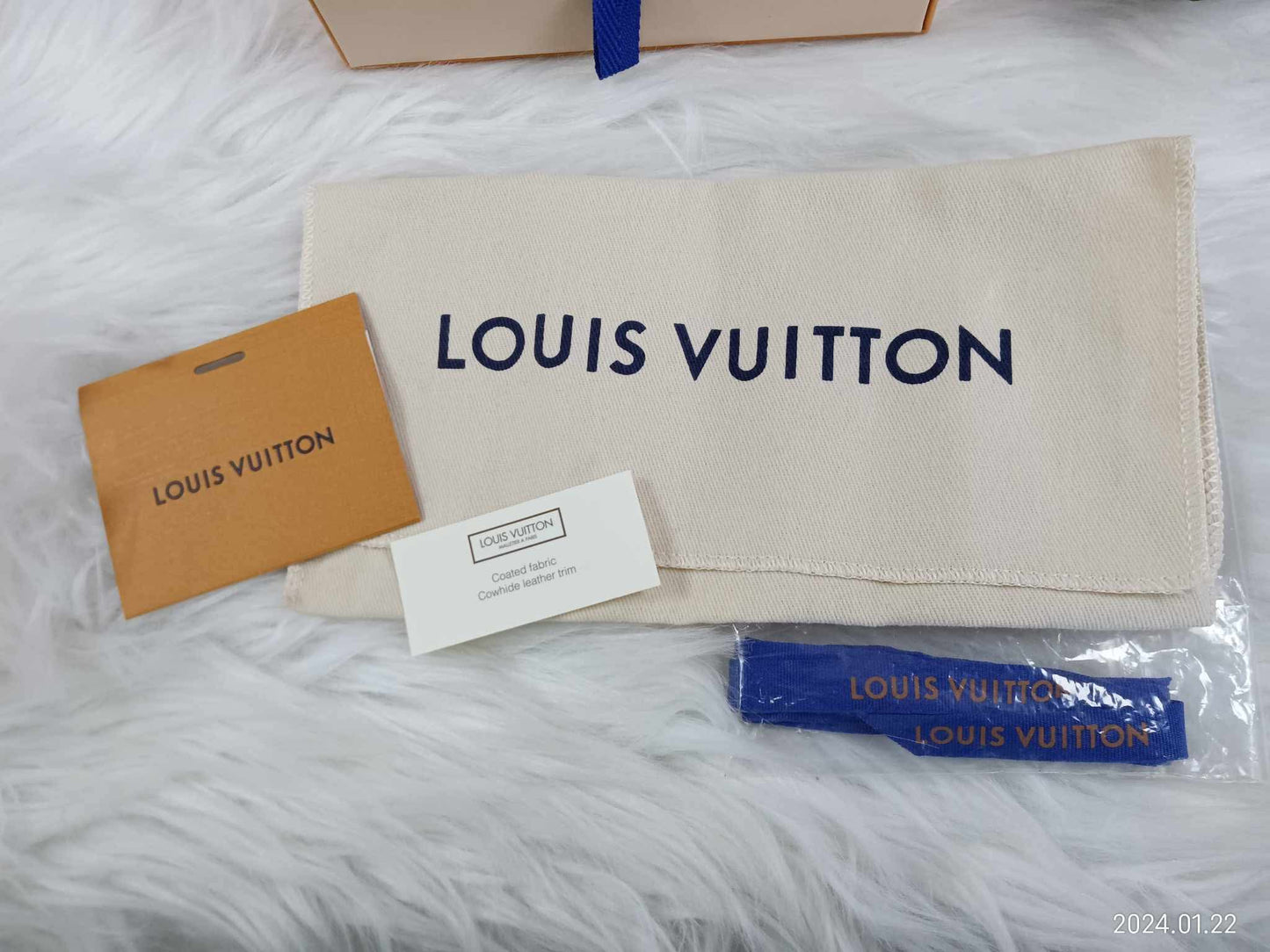 LOUIS VUITTON Monogram Micro Metis