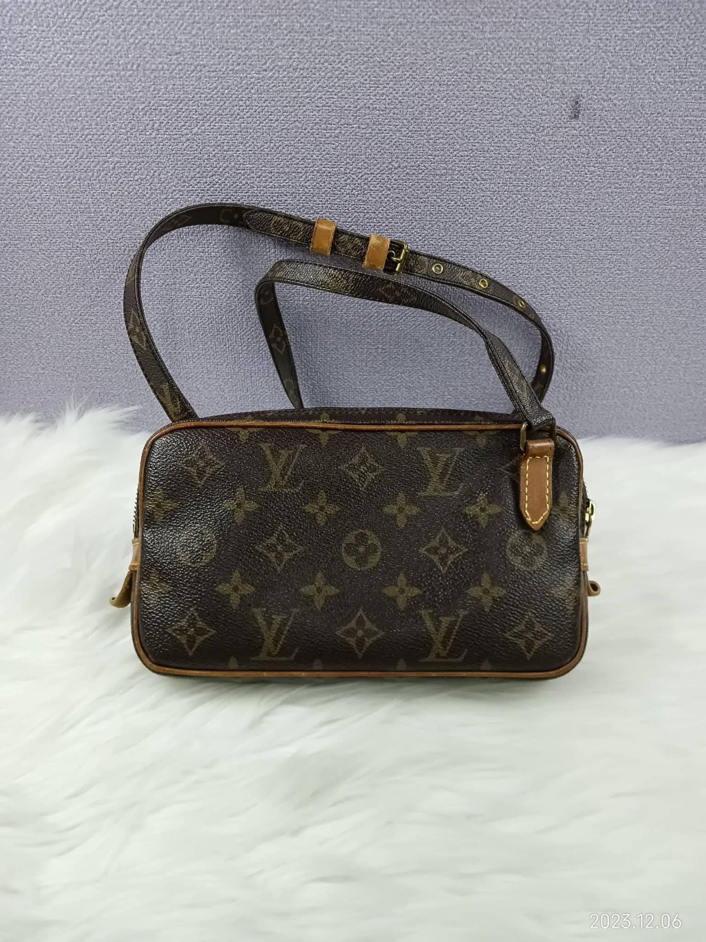 LOUIS VUITTON Monogram Marly