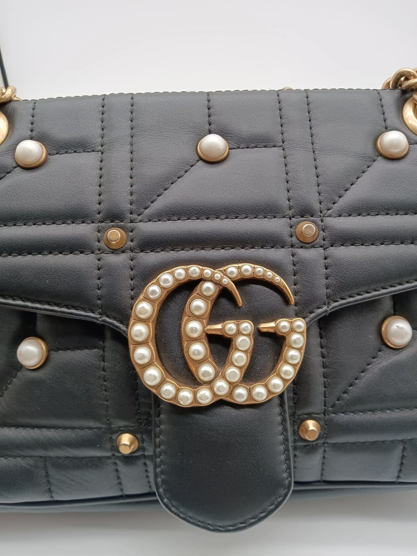 GUCCI Pearly GG Marmont Flap Bag