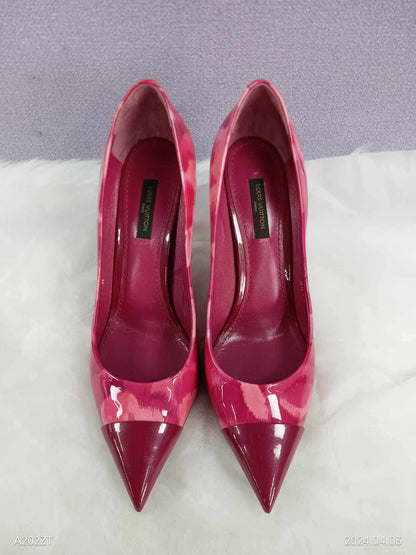 LOUIS VUITTON Heels
