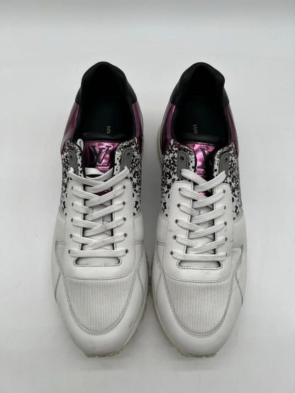 LOUIS VUITTON Run Away Sneaker