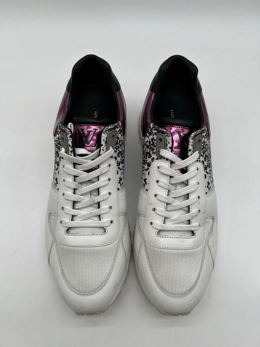 LOUIS VUITTON Run Away Sneaker