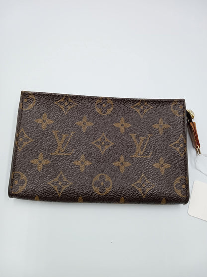 LOUIS VUITTON Monogram Pouch