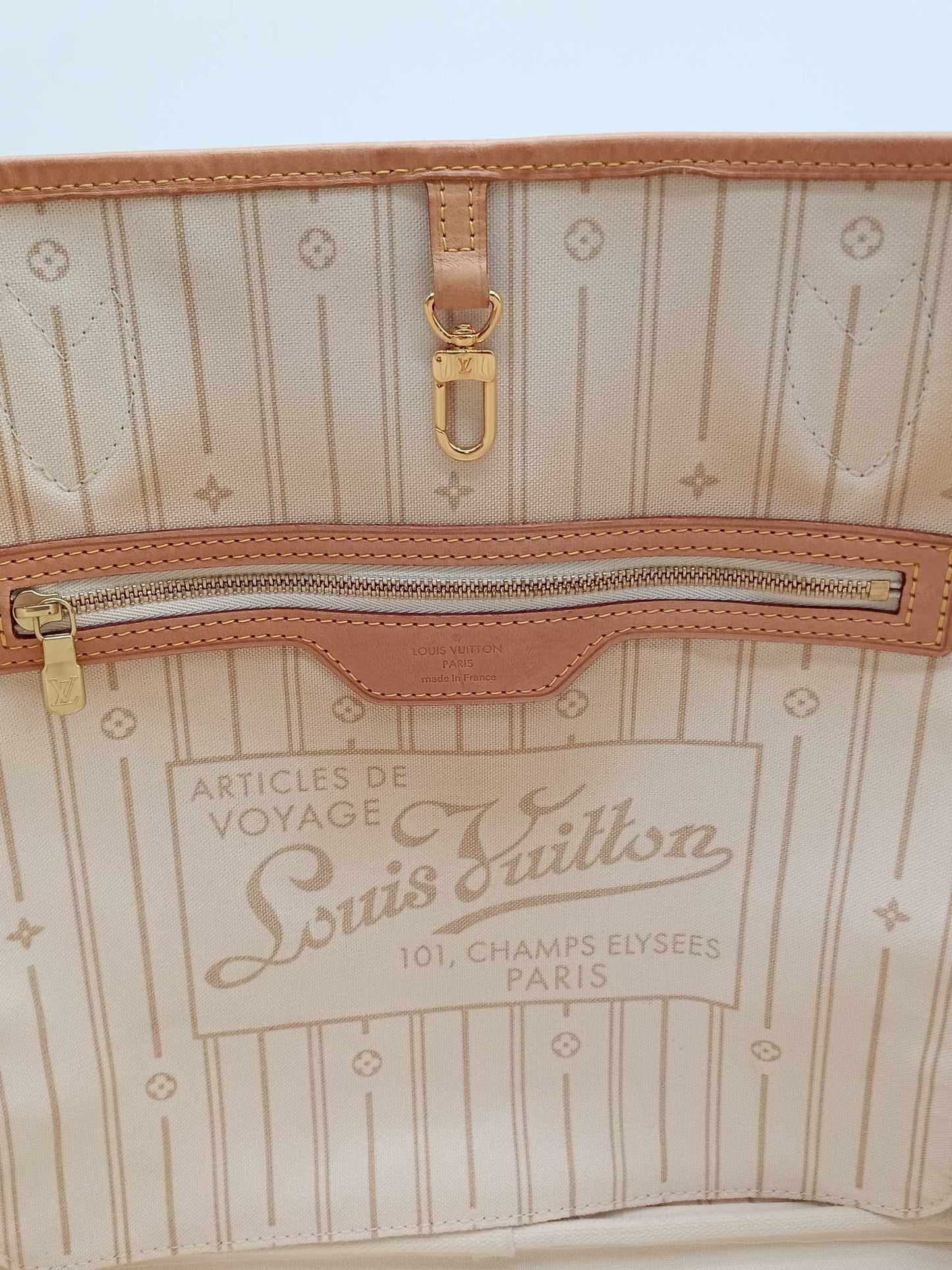 LOUIS VUITTON Azur Neverfull