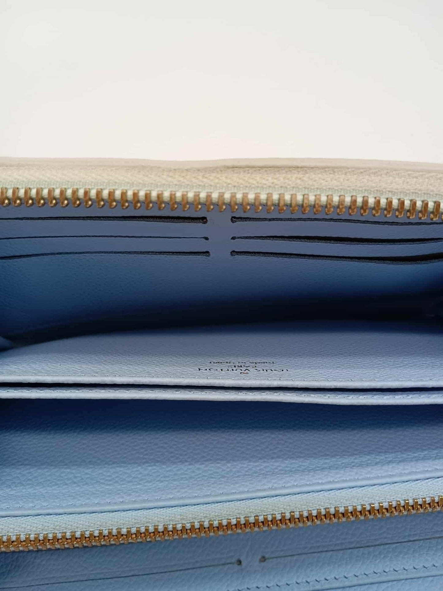 LOUIS VUITTON Monogram Empreinte Zippy Wallet