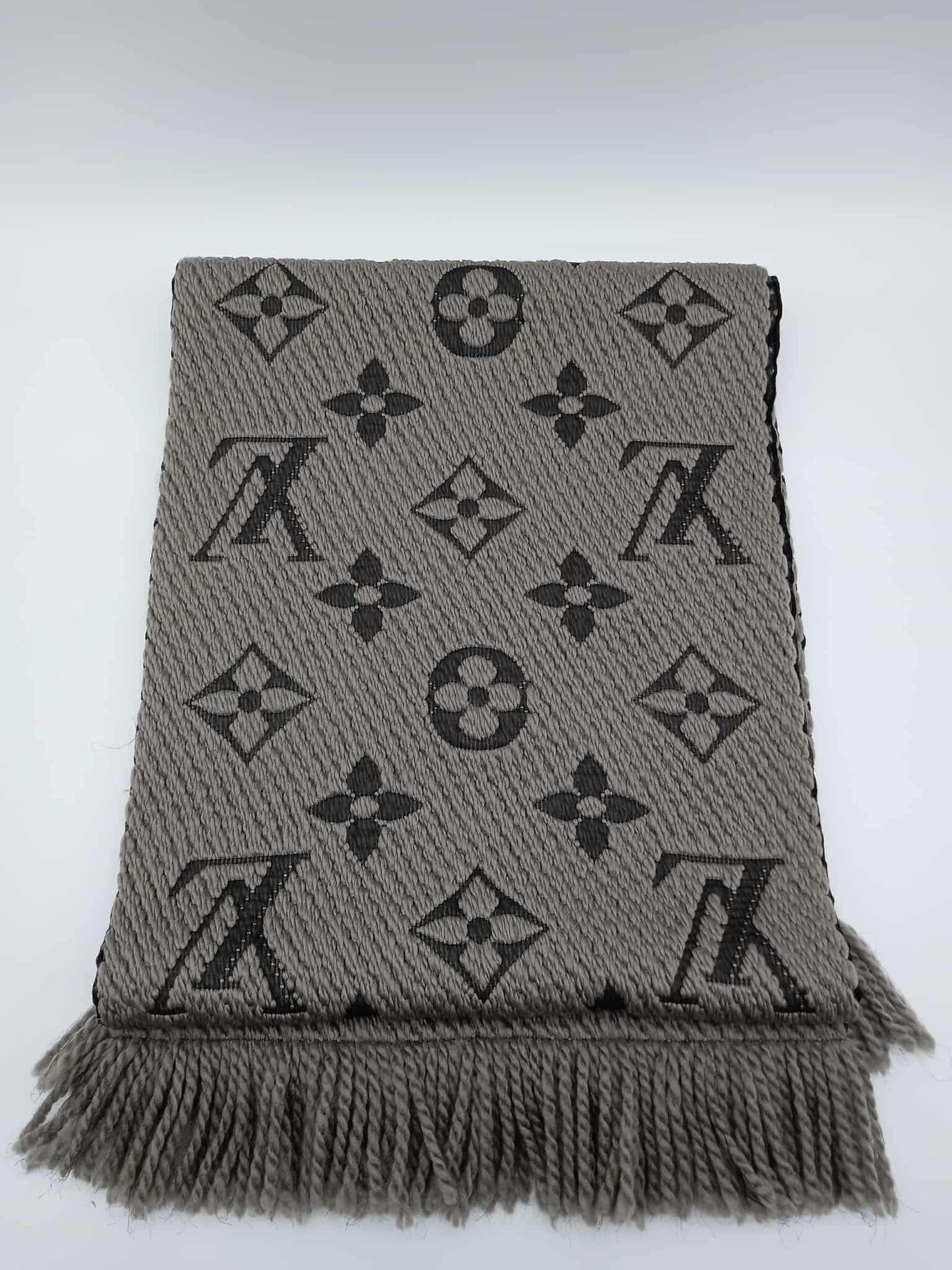 LOUIS VUITTON Echarpe Logomania Scarf