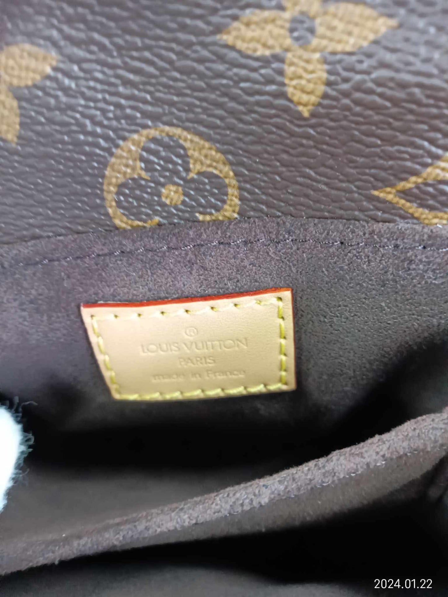 LOUIS VUITTON Monogram Micro Metis