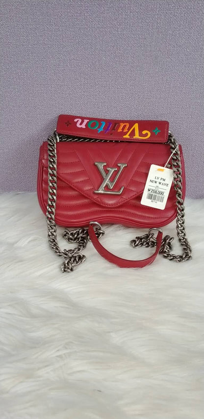 LOUIS VUITTON New Wave PM