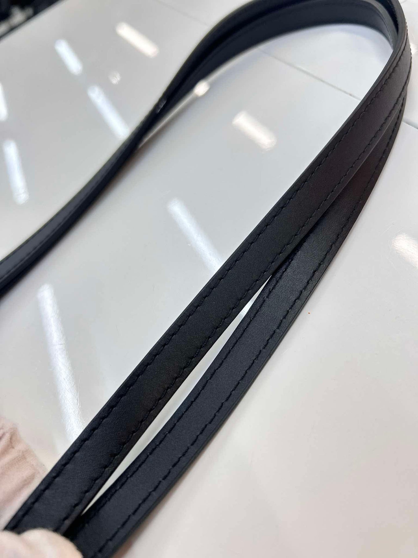 LOUIS VUITTON Monogram Reverse On The Go GM