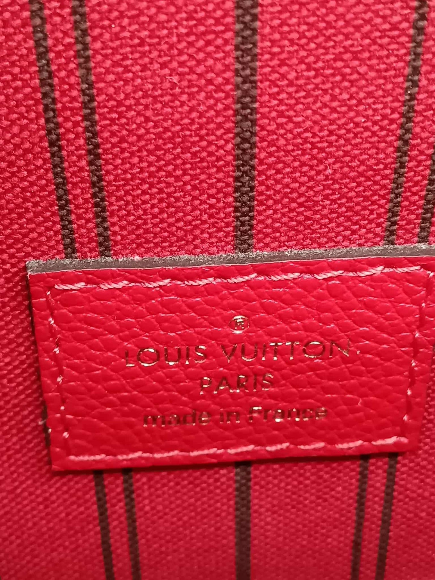 LOUIS VUITTON Pochette Metis MM