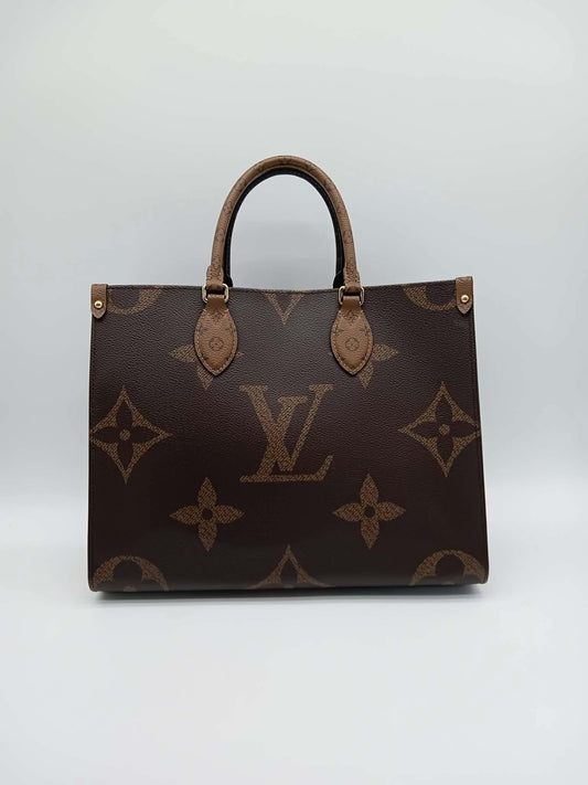 LOUIS VUITTON Monogram Reverse On The GO MM