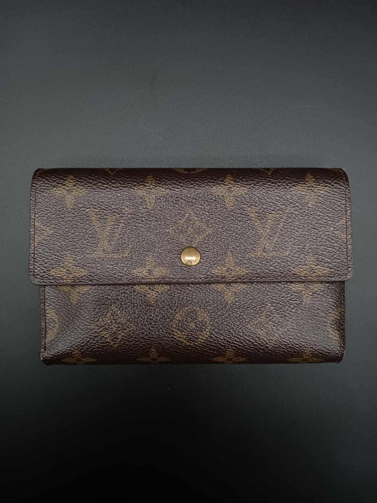 LOUIS VUITTON Monogram Tresor Wallet