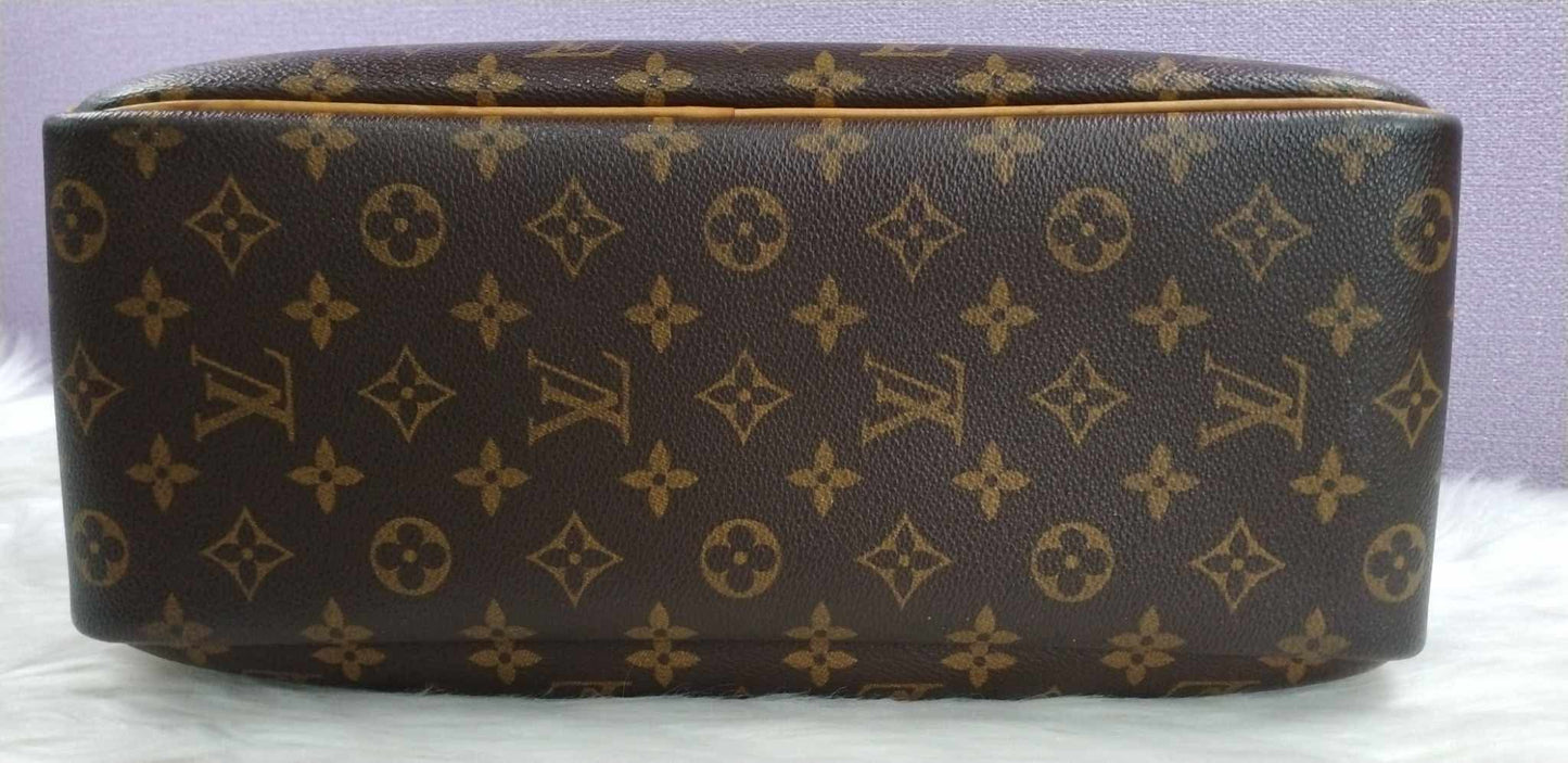 LOUIS VUITTON Monogram Deauville