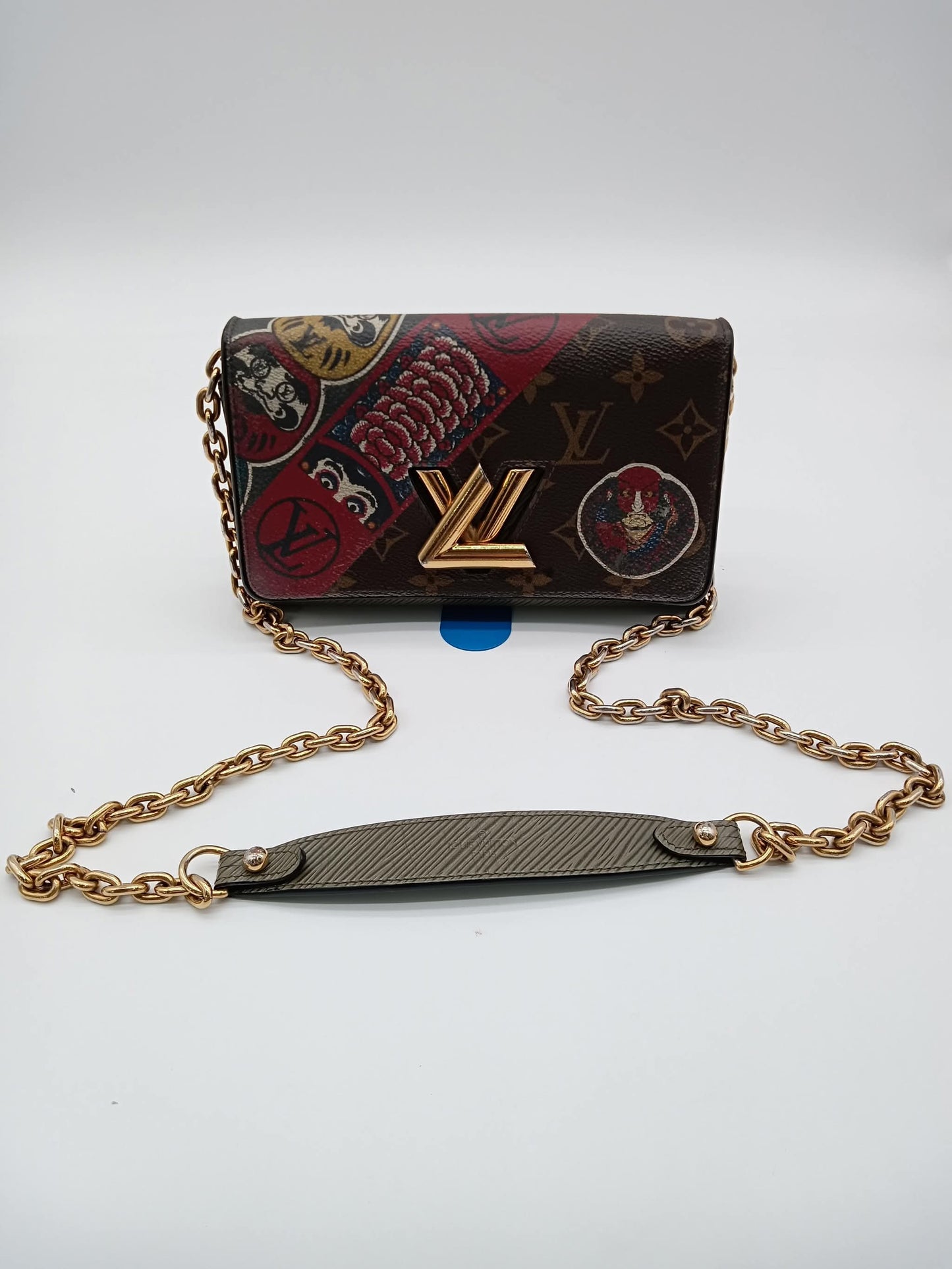 LOUIS VUITTON Kabuki Twist WOC