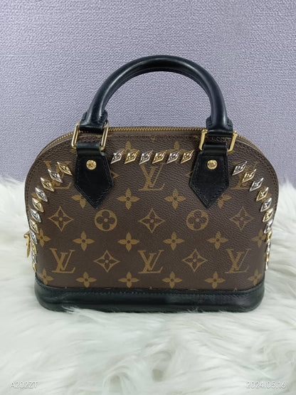 LOUIS VUITTON Monogram Alma BB Noir