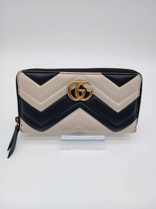 GUCCI Zippy Wallet
