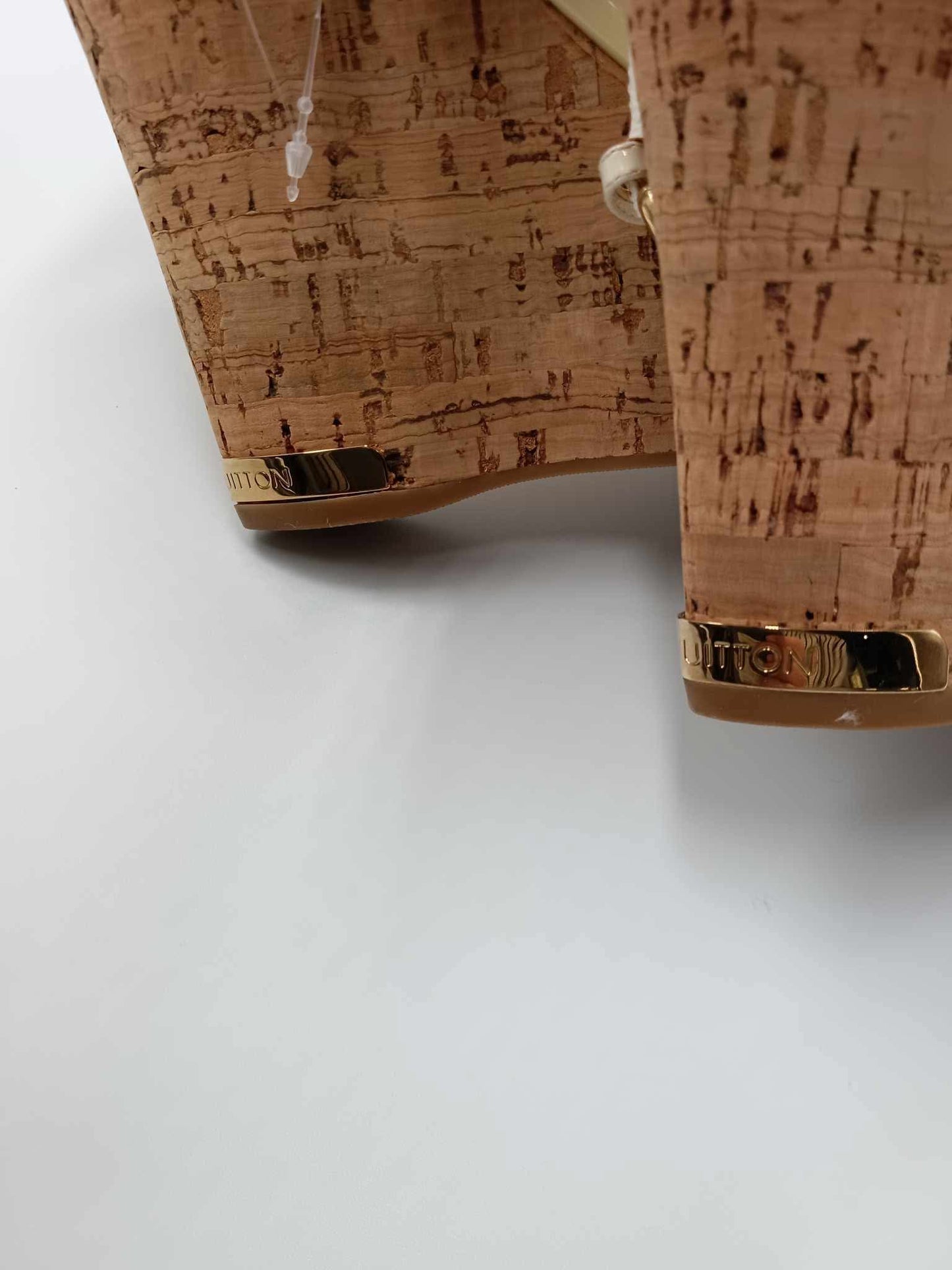LOUIS VUITTON Multicolor Sandals