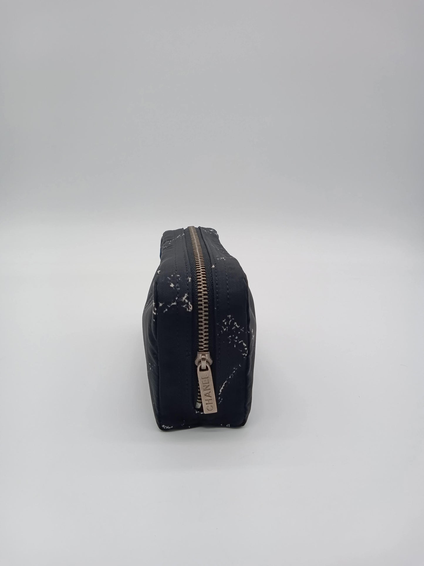 CHANEL Pouch