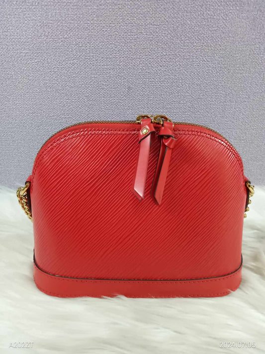 LOUIS VUITTON Epi Alma Mini
