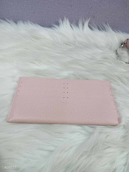 LOUIS VUITTON Epi Felicie
