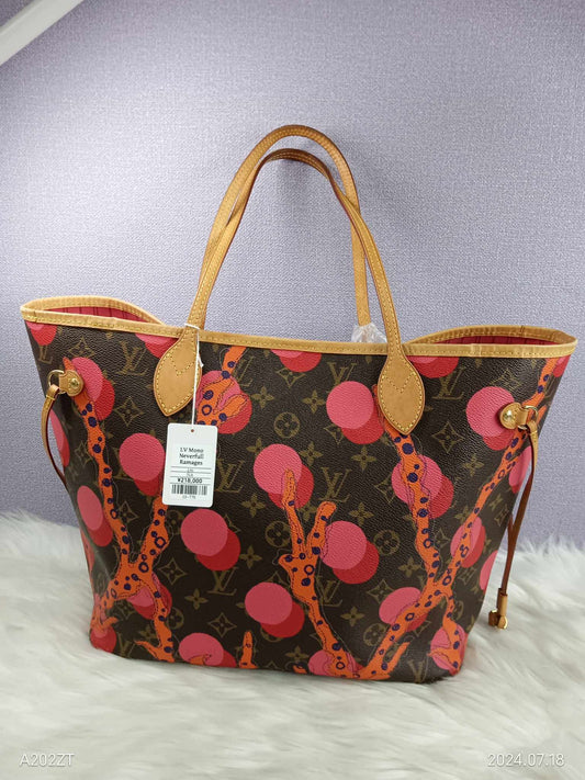 LOUIS VUITTON Monogram Neverfull Ramages