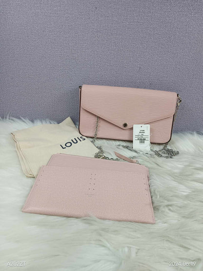 LOUIS VUITTON Epi Felicie