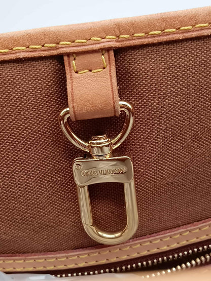 LOUIS VUITTON Batignolles Horizontal