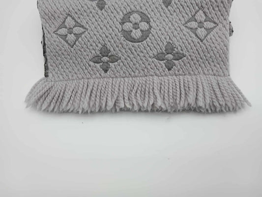 LOUIS VUITTON Logomania scarf