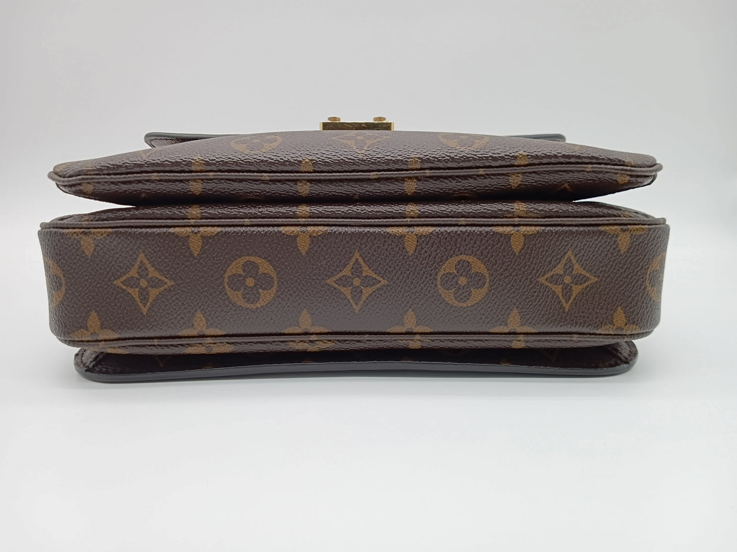 LOUIS VUITTON Monogram Pochette Metis MM