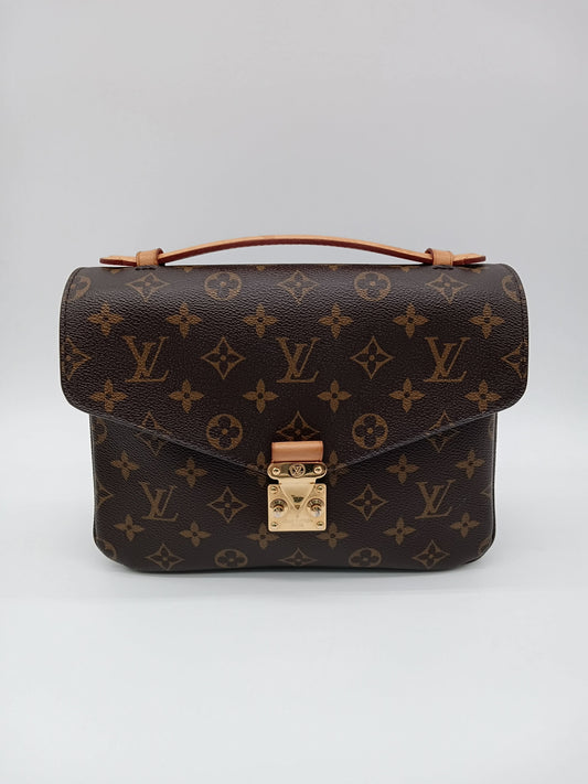 LOUIS VUITTON Monogram Pochette Metis MM