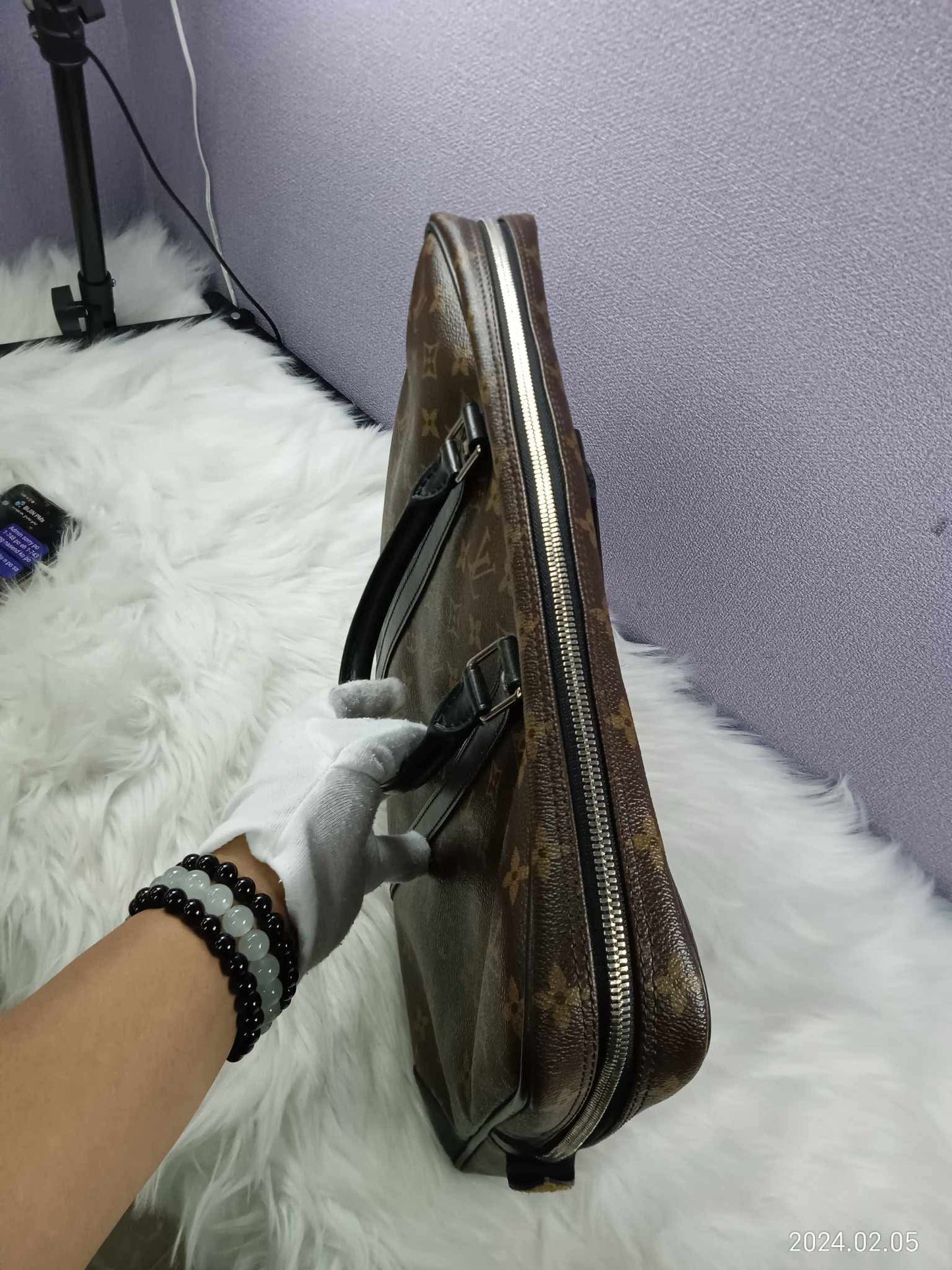 LOUIS VUITTON Monogram Porte Document
