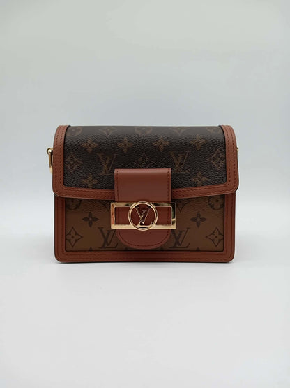 LOUIS VUITTON Monogram Reverse Dauphine