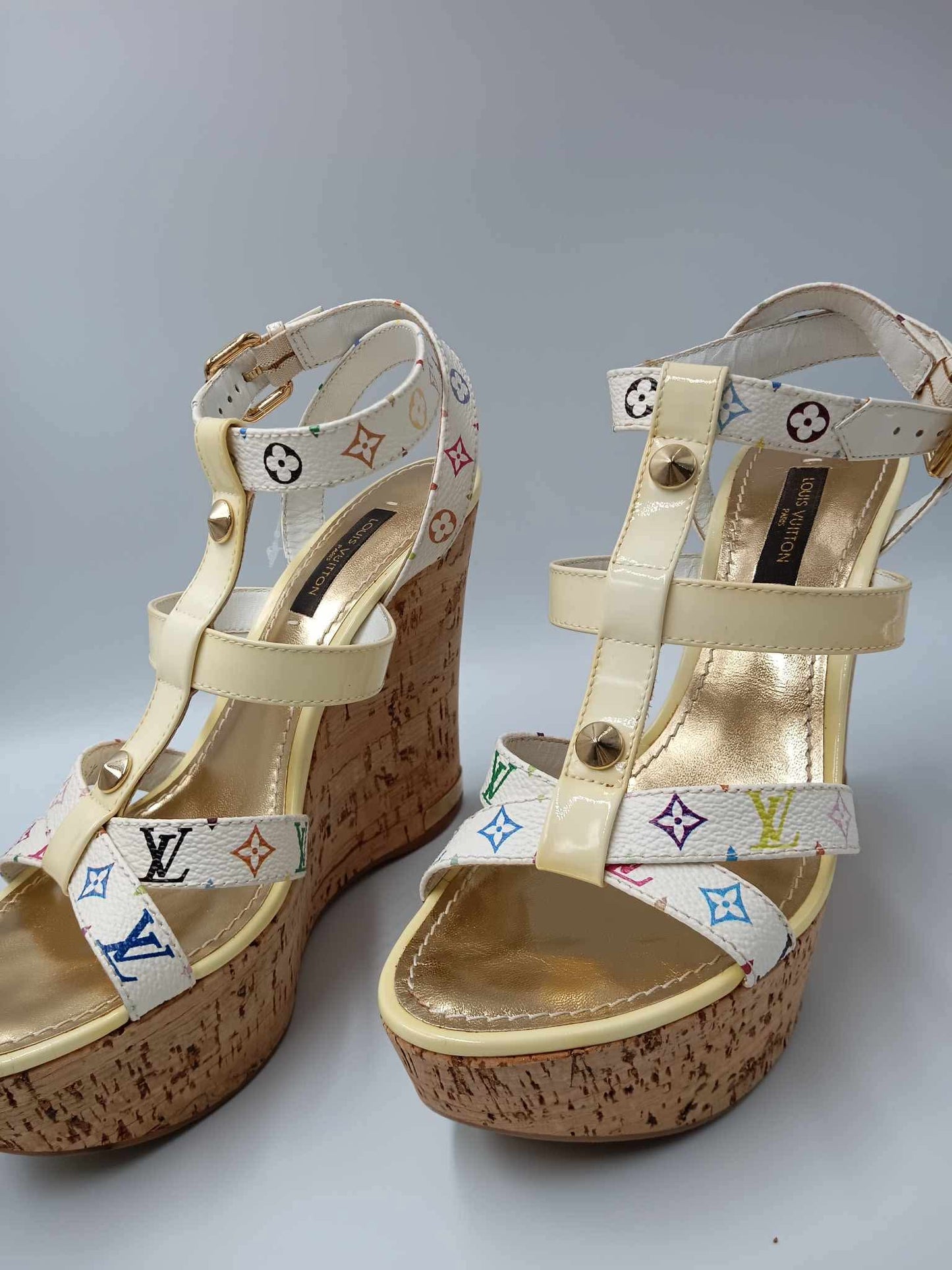 LOUIS VUITTON Multicolor Sandals