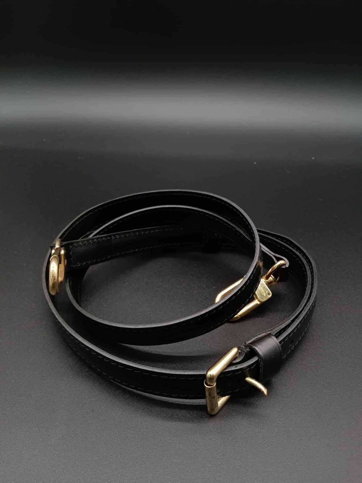 LOUIS VUITTON Black Leather Strap