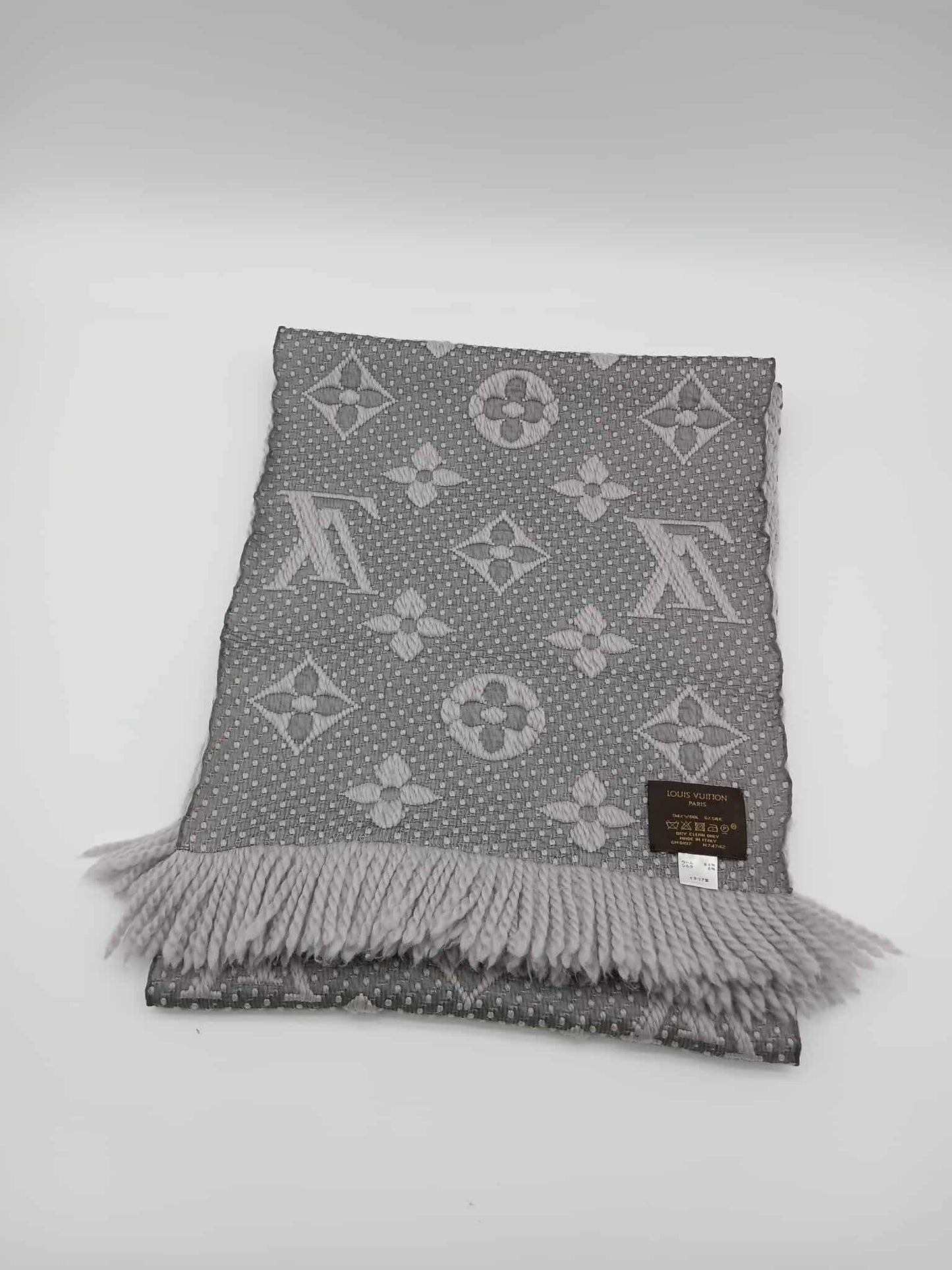 LOUIS VUITTON Logomania scarf