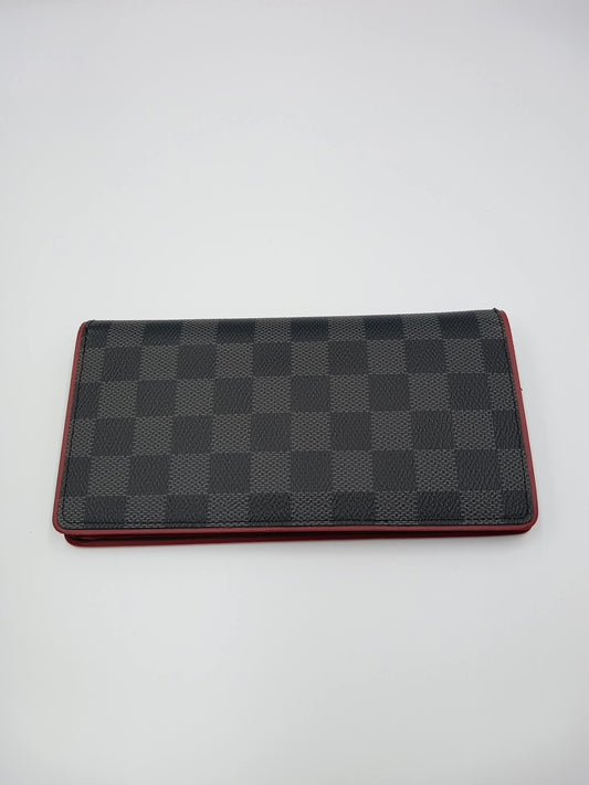 LOUIS VUITTON Damier Graphite Brazza Wallet