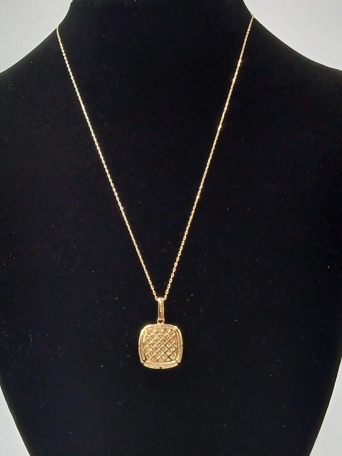 K18 YG Square Cluster Necklace 1ct 3.20g